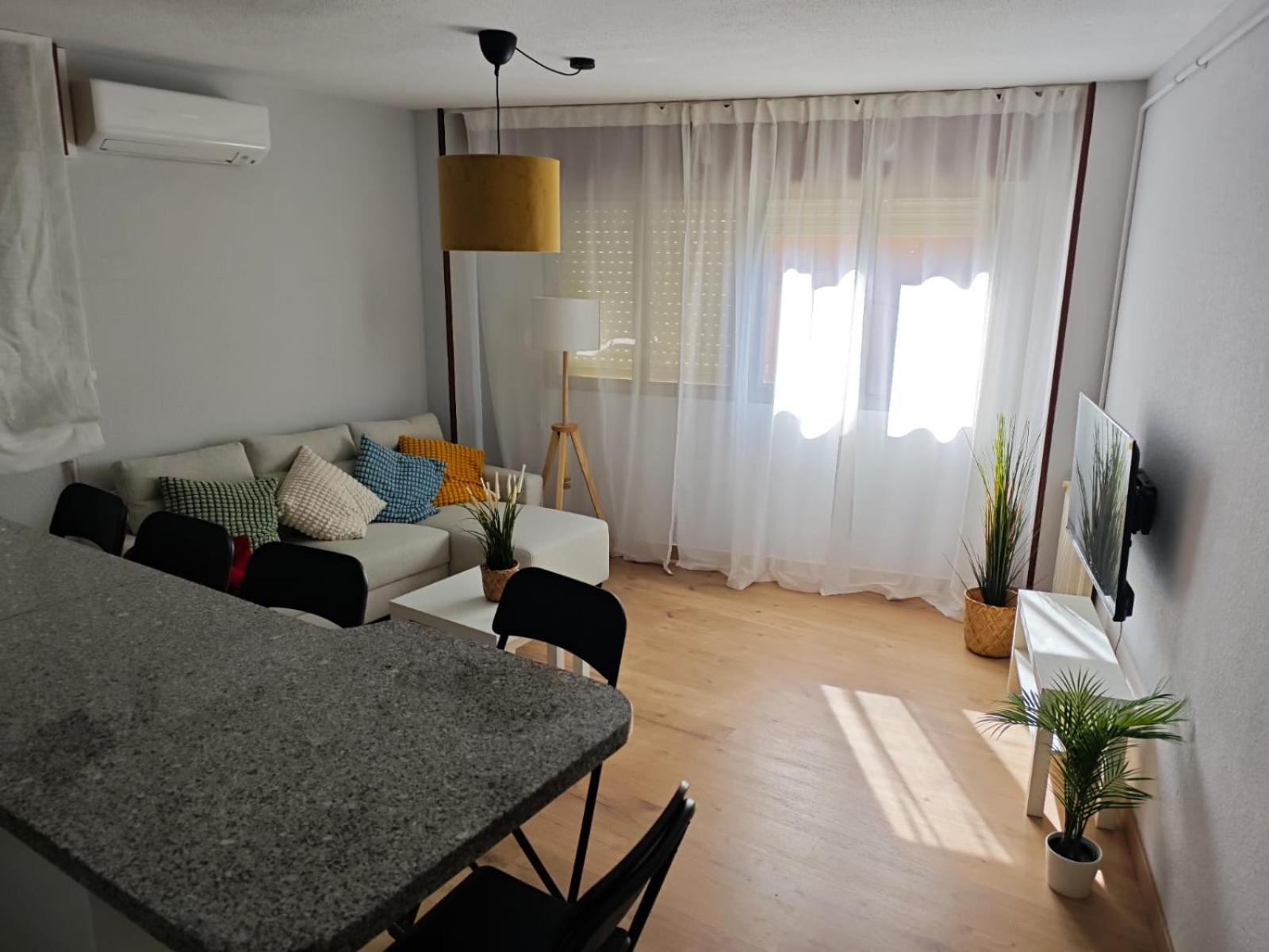 La Botica Del Monasterio Apartment ซาฮากุน ภายนอก รูปภาพ